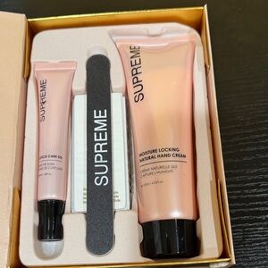 Supreme Beautifying Nail Kit - cashmere collection